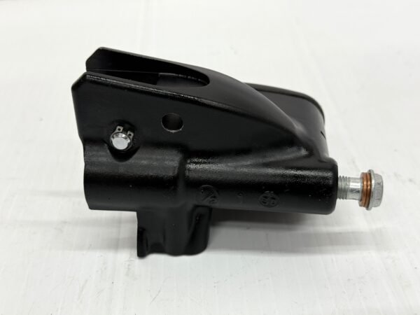 CH127 (2) OEM Harley Brand New Take off Master Cylinder Black for 2018-24 Softail