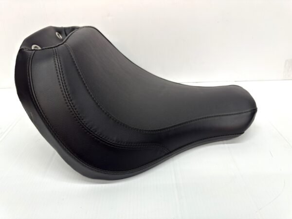 CH13 (2) OEM Harley Solo Seat Black 52000332 2018-25 Softail Fat Boy Used