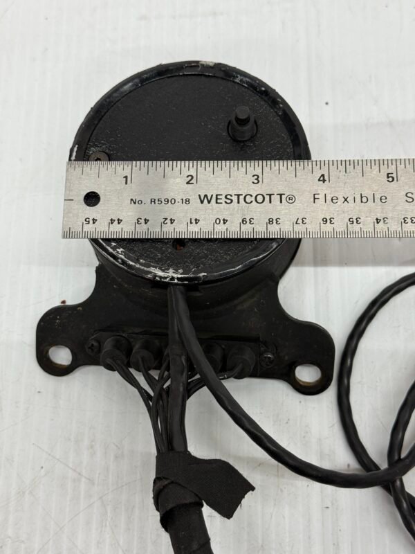 Harley Speedometer km/h 67252-96A for 1996 Dyna with mount, wire cable, indicator lights