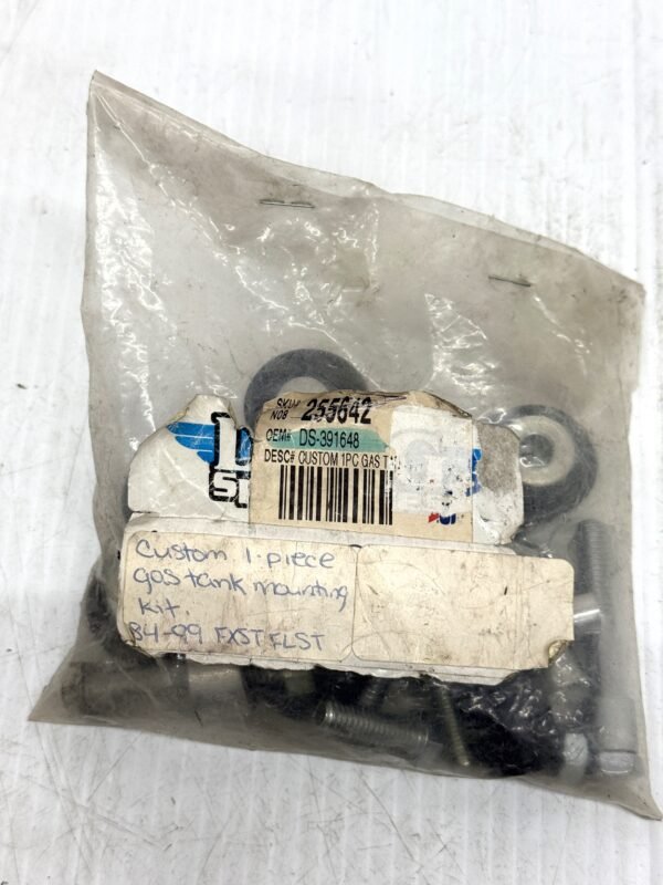 Drag Specialties DS-391648 Custom One-Piece Gas Tank Mounting Kit