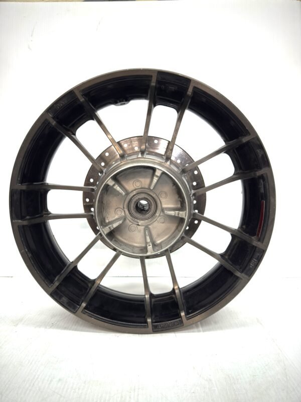 CH204 (1) OEM Harley KNOCKOUT Rear Wheel Rim 18x5 with Brake Disc Rotor for 2019-2025 Touring
