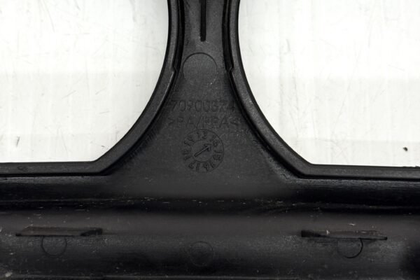 CH212 (4) OEM Harley Black Dashboard Panel 70900374 for 15-24 Touring Road Glide Special FLTRXS