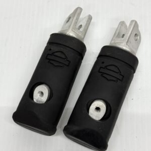 OEM Harley Footpegs LEFT & RIGHT 50501106, 50501107 for 18-Later Softail