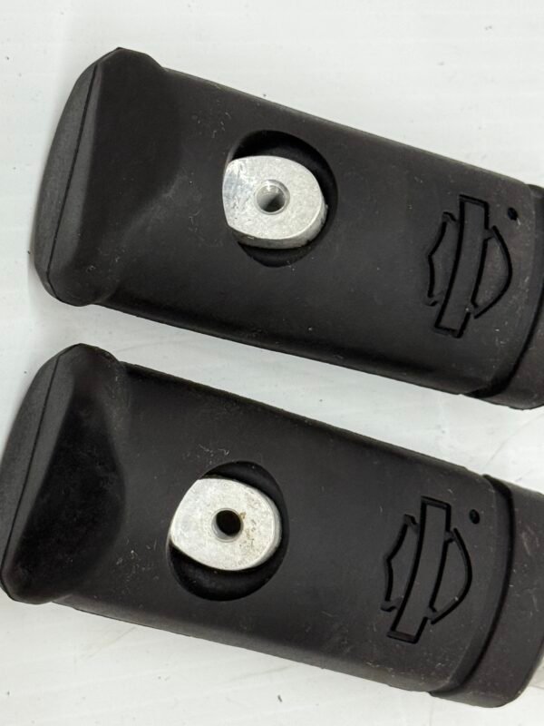 OEM Harley Footpegs LEFT & RIGHT 50501106, 50501107 for 18-Later Softail