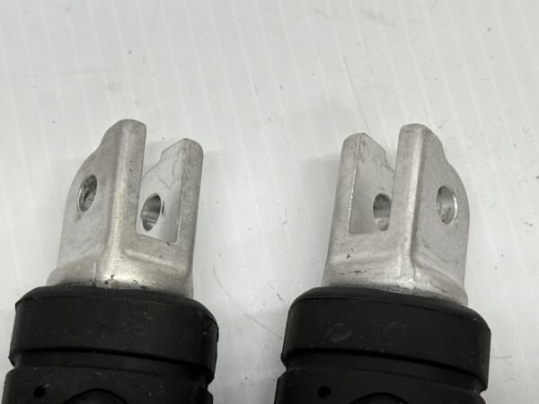 OEM Harley Footpegs LEFT & RIGHT 50501106, 50501107 for 18-Later Softail