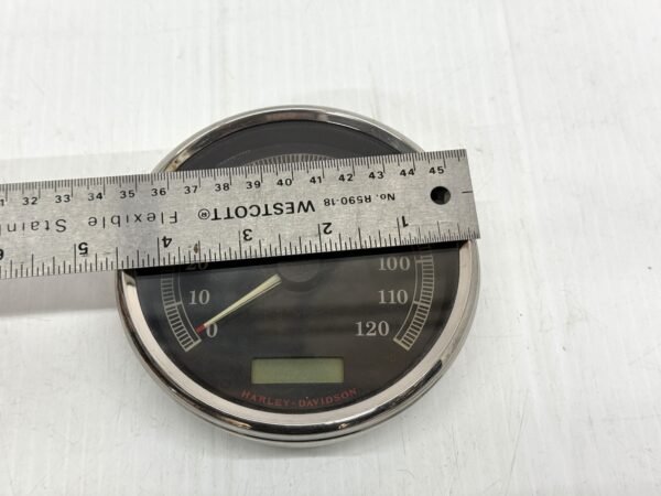 OEM Harley Speedometer 4.5? MPH 67557-08 for 2008-14 Road King Softail Dyna FLHR