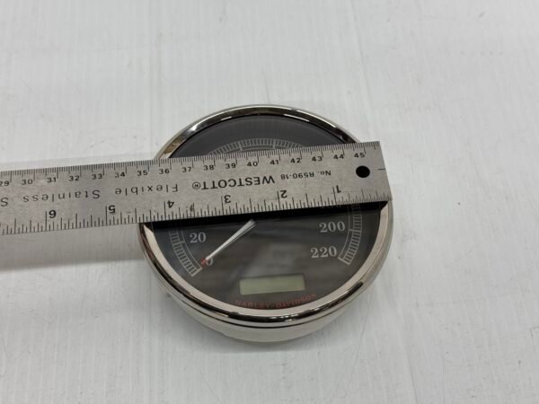 CH231 (4) OEM Harley Speedometer 4.5? km/h 67197-08 for 2008-2010 Softtail