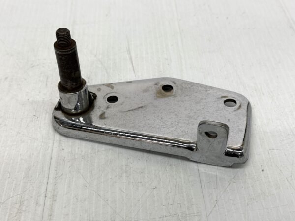 CH289 (2) Harley Foot Peg Mounting Bracket FLH Shovelhead