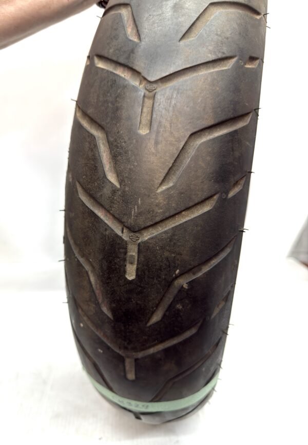 CH329 (10) OEM Harley Front Wheel 140/75R17 for Fat Boy