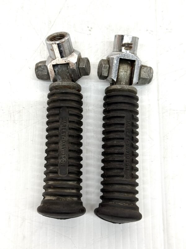 OEM Harley Footpegs Foot Pegs Left & Right and Clevis-bracket