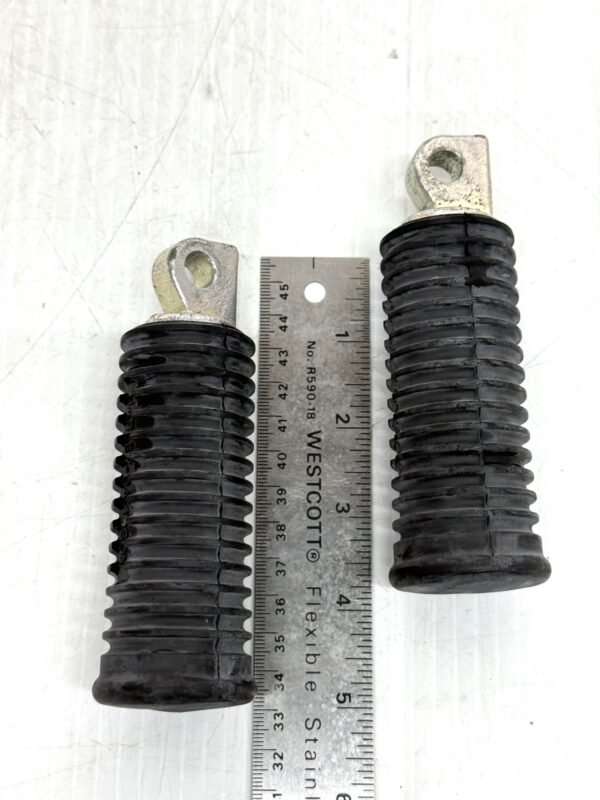 CH355 (4) OEM Harley Large Footpegs Foot Pegs Left & Right