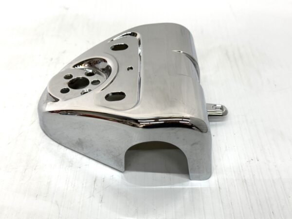 OEM Harley Handlebar Clamp Cover Chrome 55800090 for 2014-later Road King