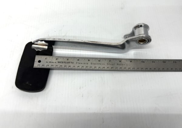 CH391 (4) OEM Harley Rear Brake Pedal Chrome 42416-06 for Touring
