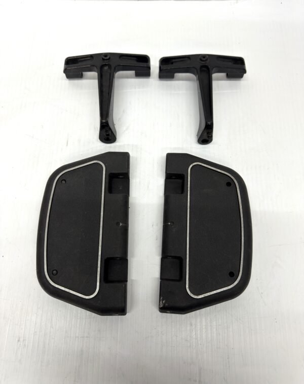 Harley Passenger Floorboards with Mount for 1993-13 Touring