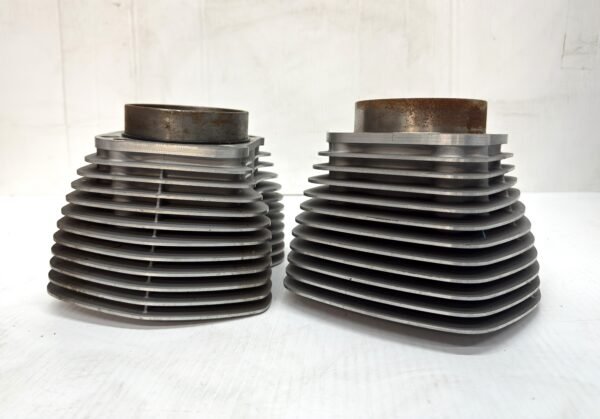 CH396 (2) OEM Harley 88 Twin Cam Silver Cylinders 16593-99