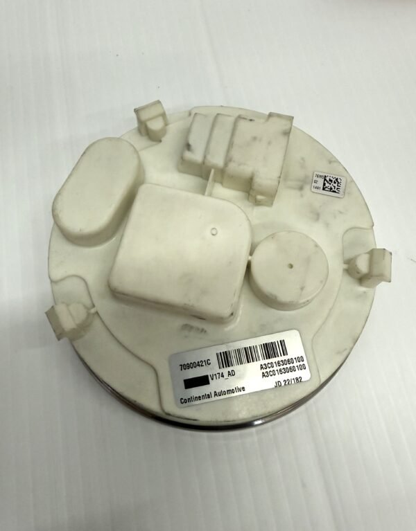 OEM Instrument Cluster Speedo Km/H 70900421C A3C01630601 for Harley Davidson