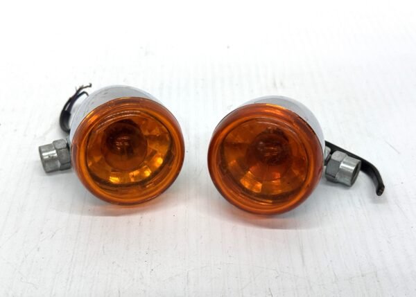 CH425 (1) OEM Harley Front Turn Signals Chrome Amber