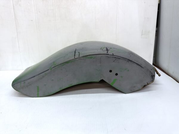CH449 (1) Harley Custom Fender 11"