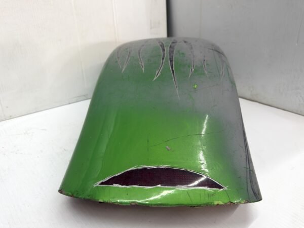 CH449 (4) Harley Custom Fender 11"