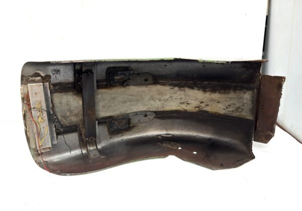 CH449 (5) Harley Custom Fender 11"