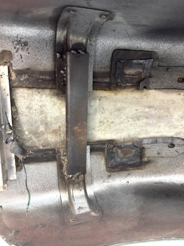 CH449 (7) Harley Custom Fender 11"