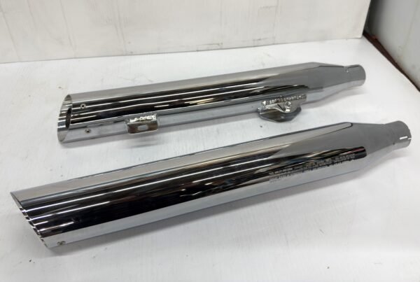 CH457 (7) OEM Harley Mufflers Chrome 64987-08, 64705-08 for 2008-17 Dyna
