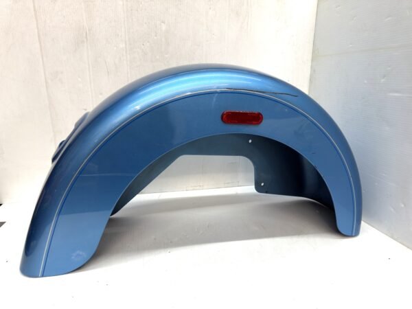 CH505 (1) OEM Harley Triglide Rear Fender 83359-11 RH