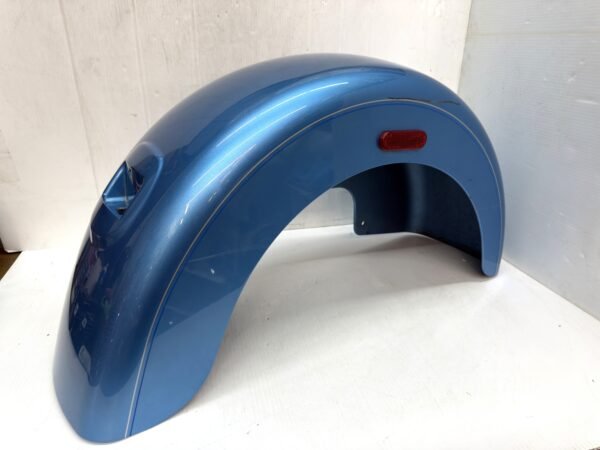 CH505 (2) OEM Harley Triglide Rear Fender 83359-11 RH