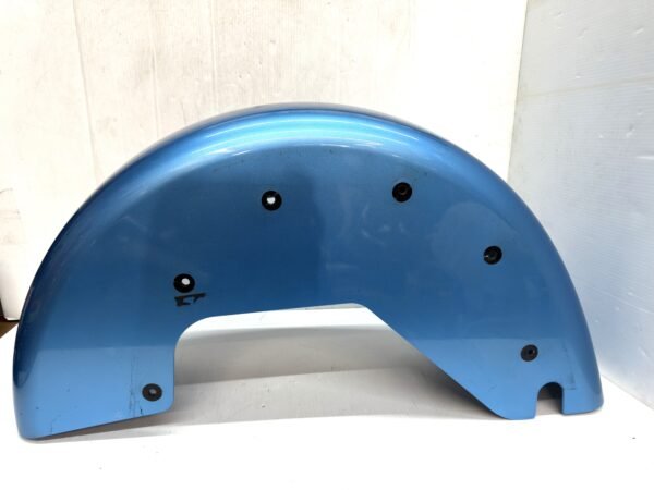 CH505 (6) OEM Harley Triglide Rear Fender 83359-11 RH