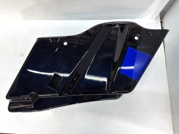 CH519 (1) OEM Harley Extented Saddlebags Bottoms Left 90200730 for 2014-up Touring