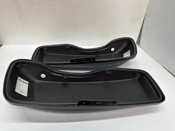 Upper Saddlebag Lids Saddle Bag Cover Black Set 90200413 90200411 for Harley 2014-2024