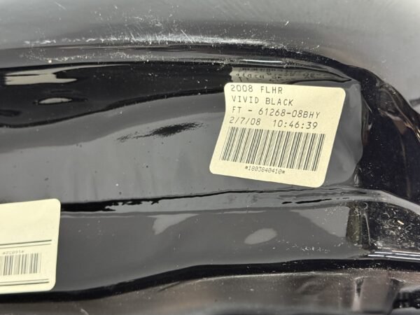 CH532 (10) OEM Harley Fuel Tank Vivid Black for Road King FLHR
