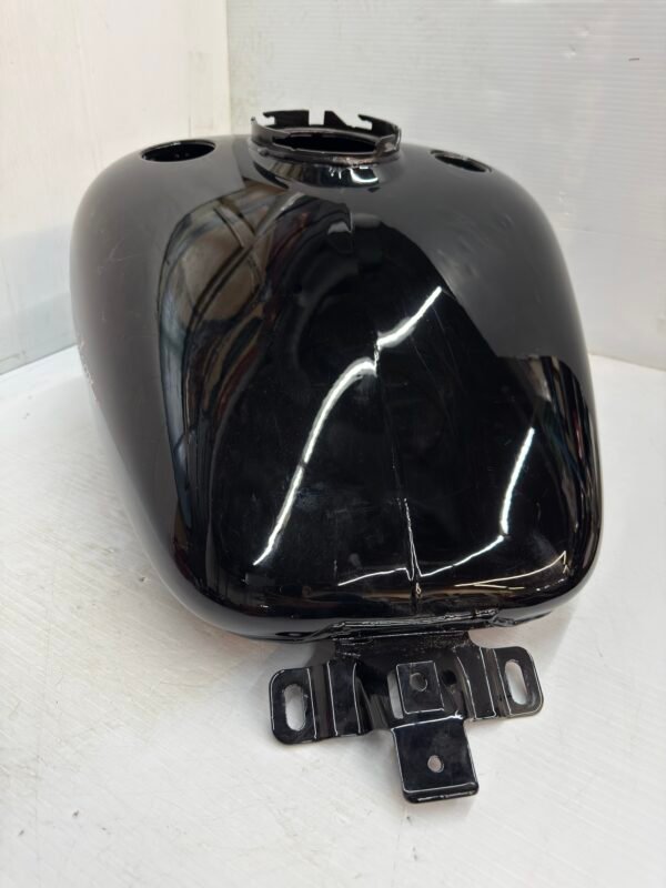 CH532 (2) OEM Harley Fuel Tank Vivid Black for Road King FLHR