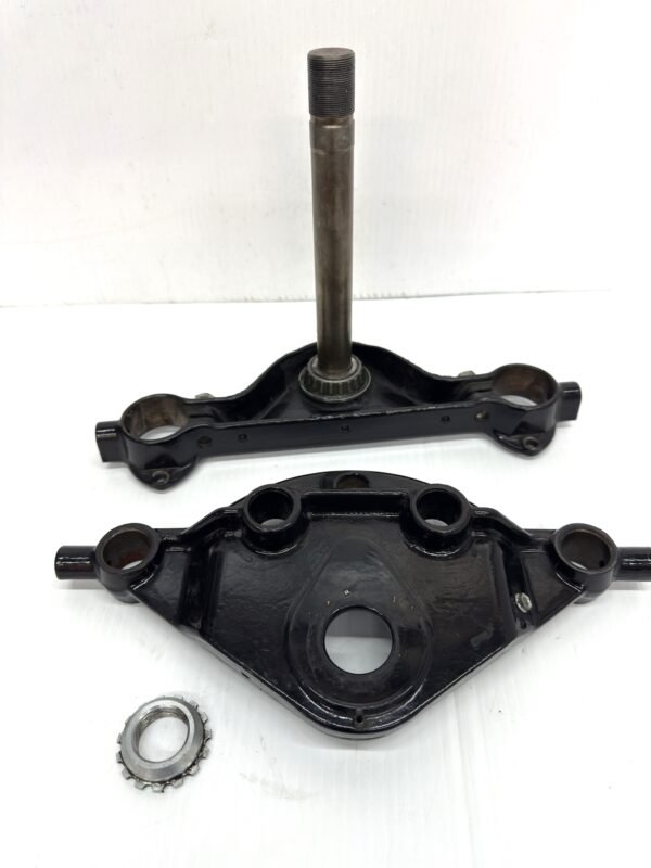 CH54 (1) OEM Harley Front Fork Triple Tree 41mm 94-13 Touring Electra Glide Road King
