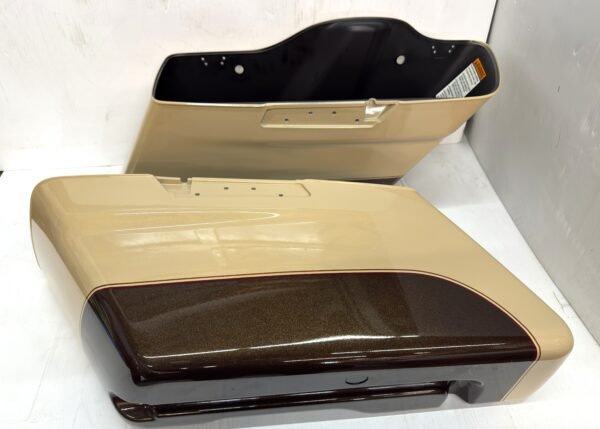 OEM Harley Paint Set Sand Pearl/Canyon Brown for 2014-up FLHR Road King