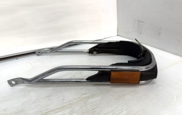 CH574 (1) OEM Harley Shovelhead Front Fender Trim Guard 91107-77