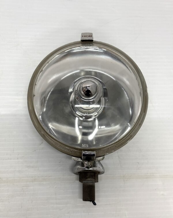 CH581 (1) Original Lucas SLR576 Driving or Spot Lamp