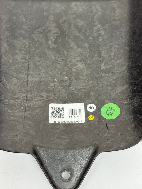 OEM Harley Solo Seat & Carbon FIiber Cowl 52000715 61301370 for 2025 Road Glide CVO ST