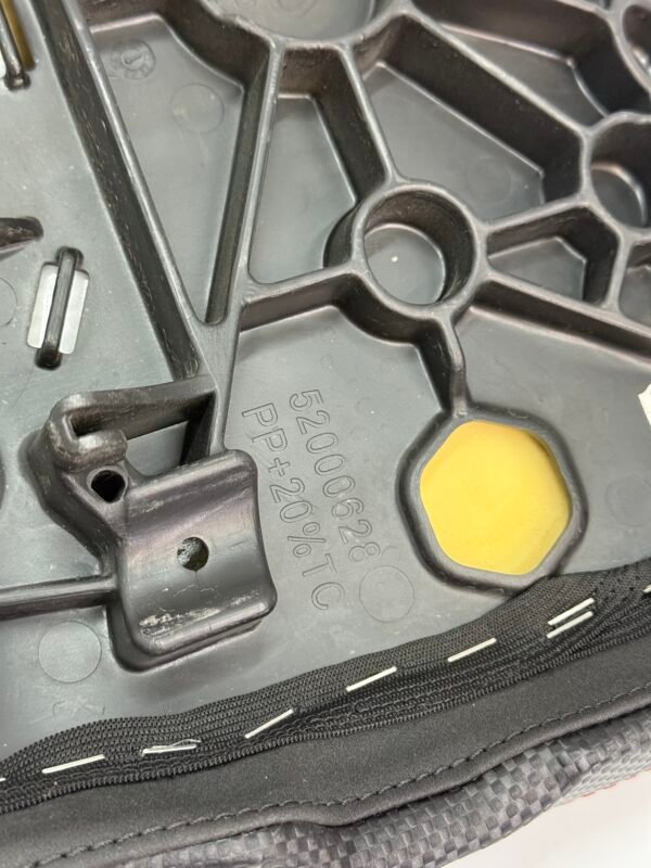 OEM Harley Solo Seat & Carbon FIiber Cowl 52000715 61301370 for 2025 Road Glide CVO ST