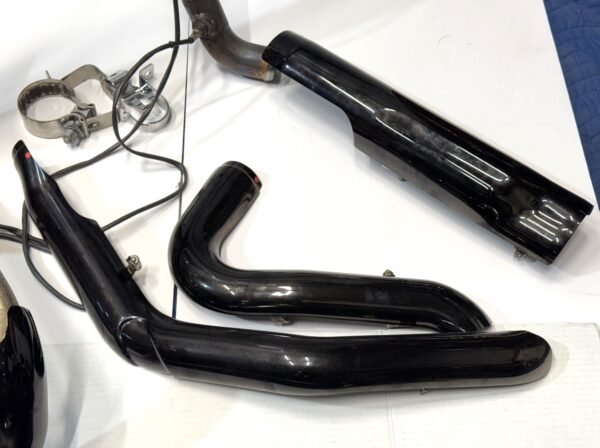CH624 (2) Harley Screaming Eagle Titanium and Carbon Fiber Exhaust for 2025-up Touring