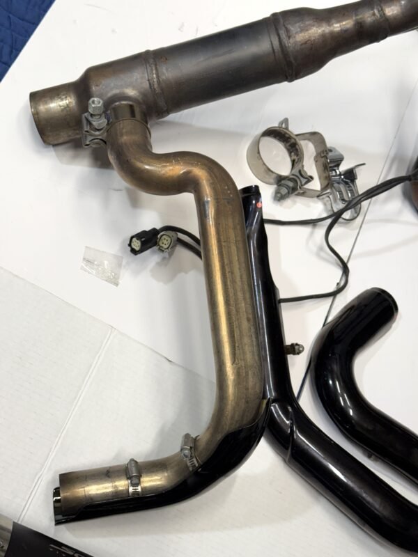 CH624 (9) Harley Screaming Eagle Titanium and Carbon Fiber Exhaust for 2025-up Touring