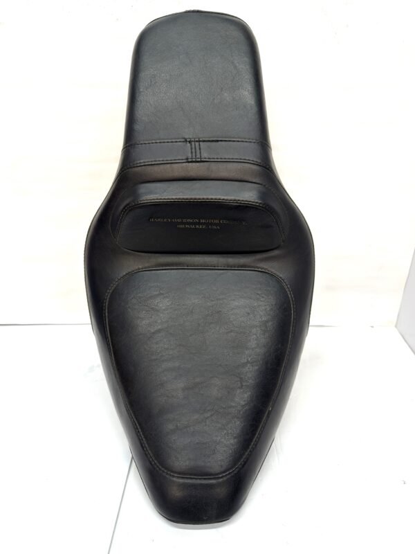 CH652 (1) OEM Harley Milwaukee Sturgis Daytona Seat 52170-90 for Dyna
