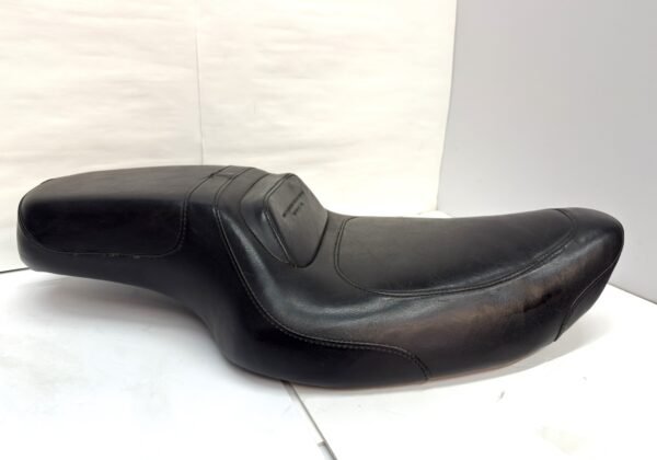 CH652 (3) OEM Harley Milwaukee Sturgis Daytona Seat 52170-90 for Dyna