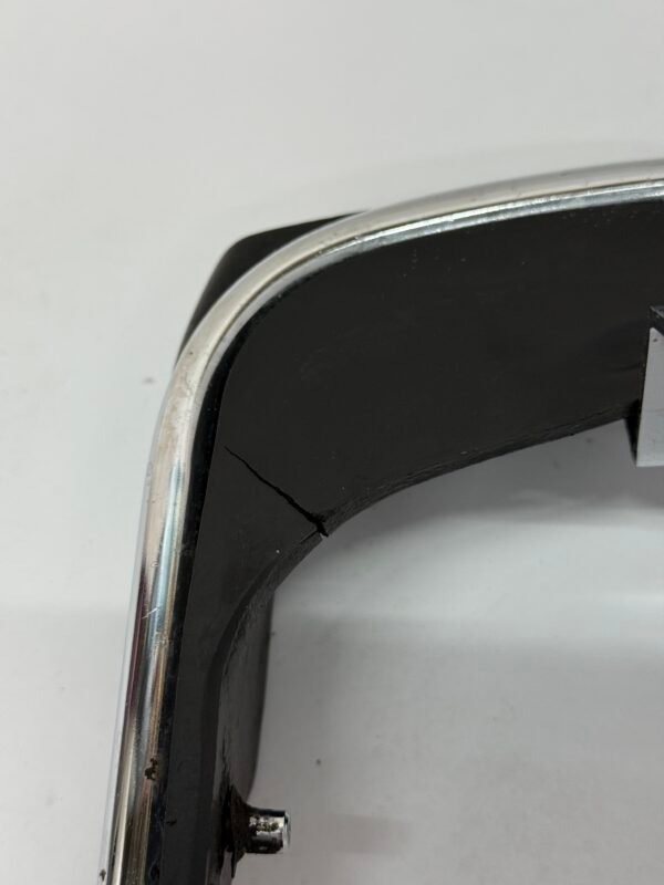 Rear Fender Bumper Trim 91023-79A for 1970-08 Electra Glide FLHT