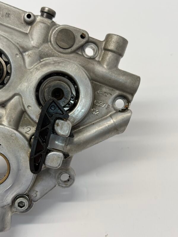 CH683 (6) Harley Twin Cam, Cam plate, Oil Pump and Cams 25245-00 26290-99