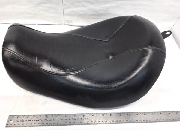 OEM Harley Solo Driver Seat and Passenger Pillion Black 2006-17 Dyna Street Bob