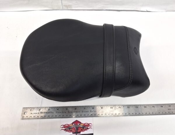 OEM Harley Solo Driver Seat and Passenger Pillion Black 2006-17 Dyna Street Bob