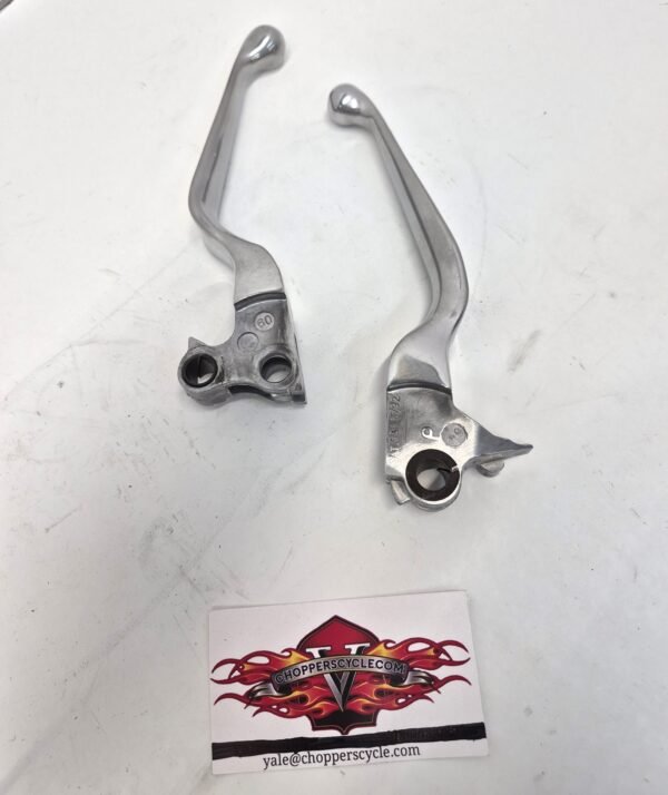 Harley Brake and Clutch Lever Set 12-21072 PAT5311792 06-up Dyna Touring