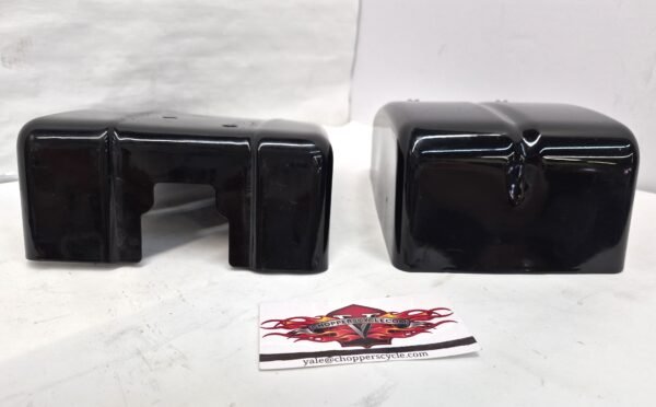 Left & Right Battery Side Covers 66361-04 04-11 Harley Dyna