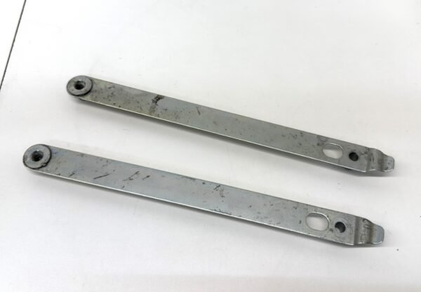 Fender Mounting Braces Stays Brackets Struts Pair 59512-06B